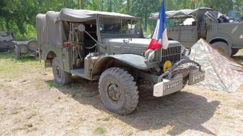 MILI RETRO - SULLY SUR LOIRE