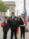 G à D : Alexy Delannoy (porte-drapeau APAC), Christophe Delannoy (Pdt APAC), Clara Frère (porte-drapeau titulaire APAC)